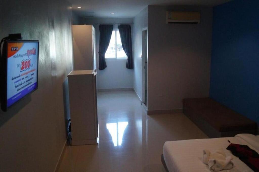 P.F Mansion Hotell Chaweng Beach Exteriör bild